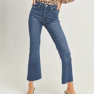 Just Black Denim Cropped Straight Leg Pants Size 26 in Dark Wash